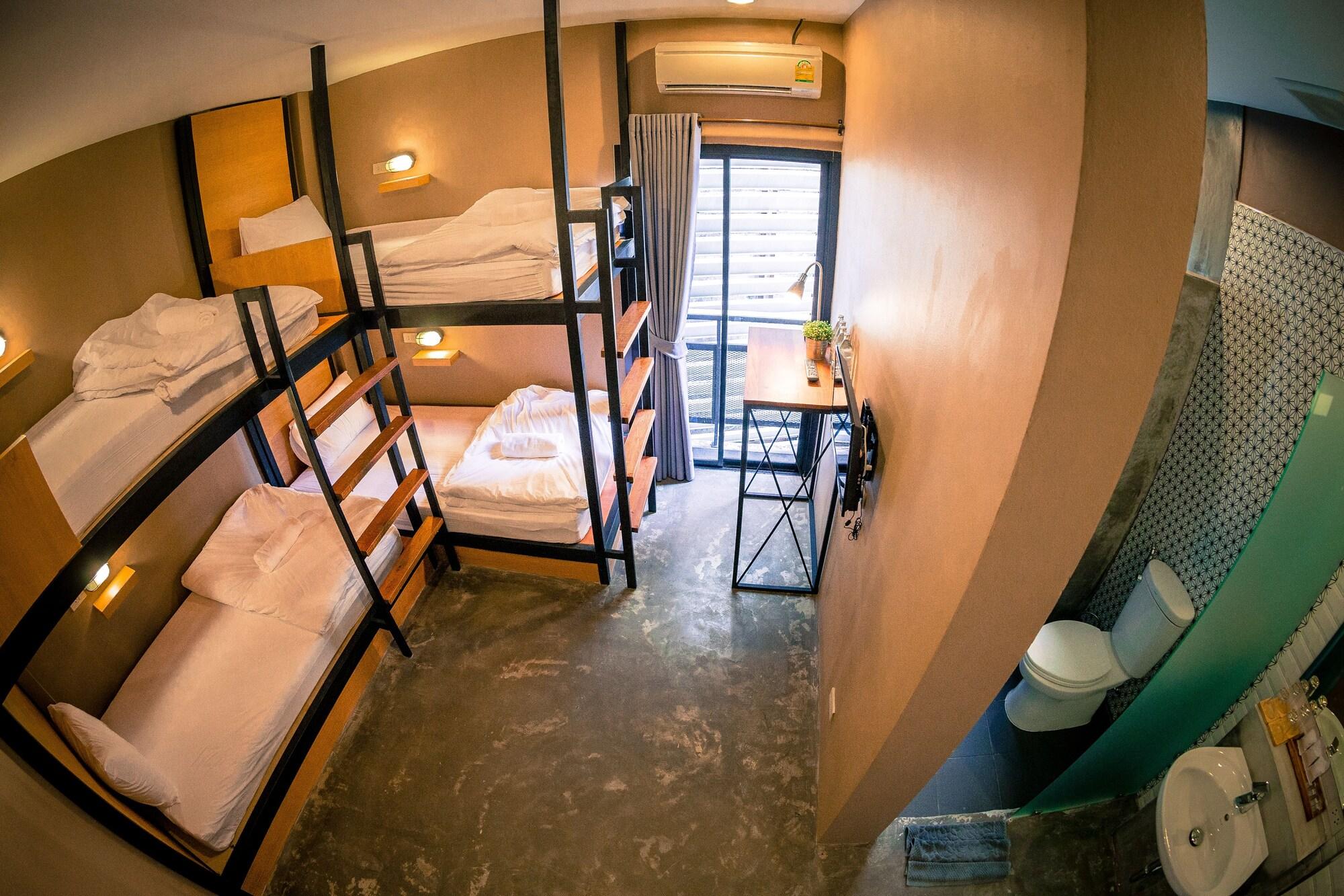 Srisuksant Square Hostel Krabi Exterior photo